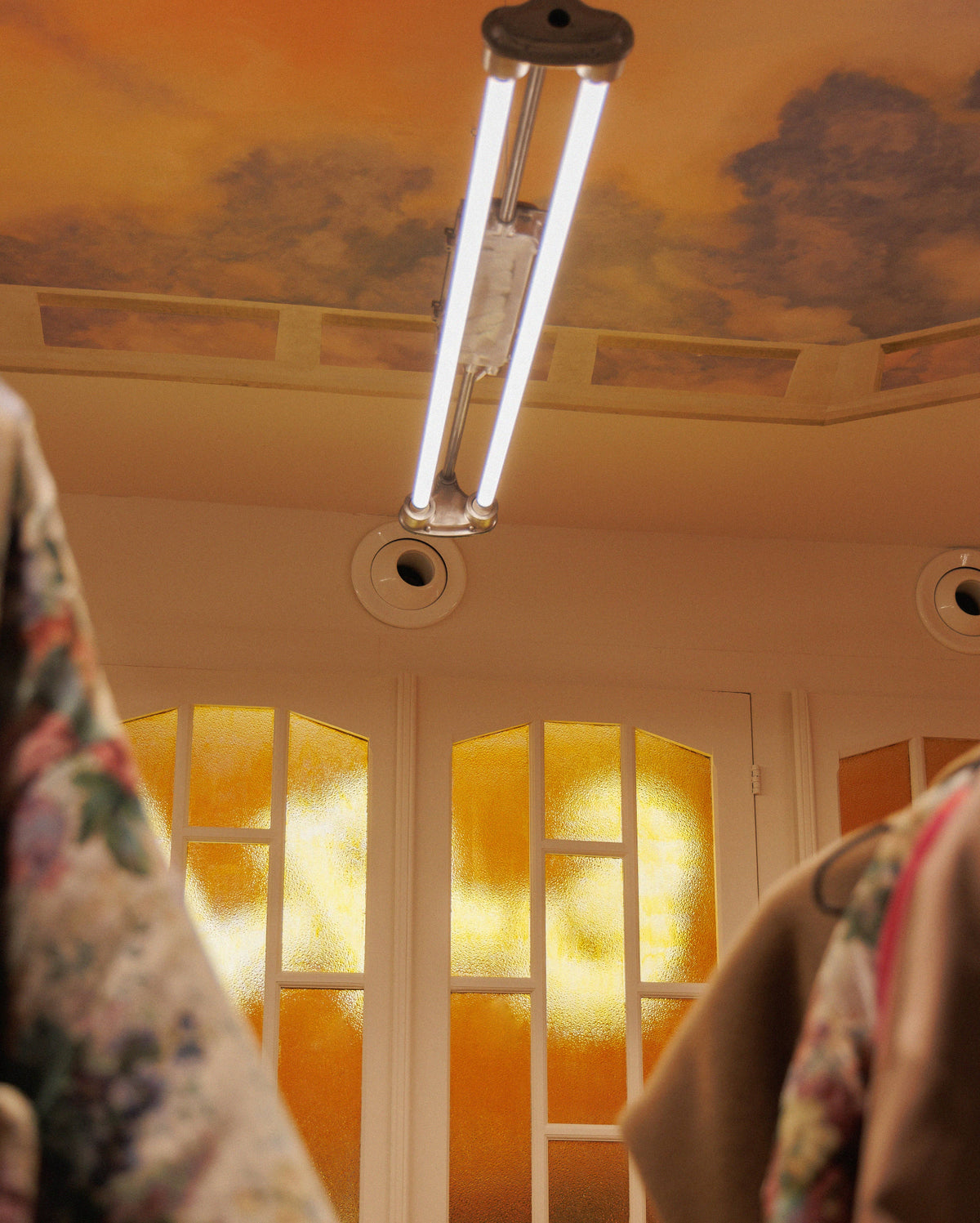 BOUTIQUE-PARIS-TROMPE-LOEIL-INTERIOR-LR3