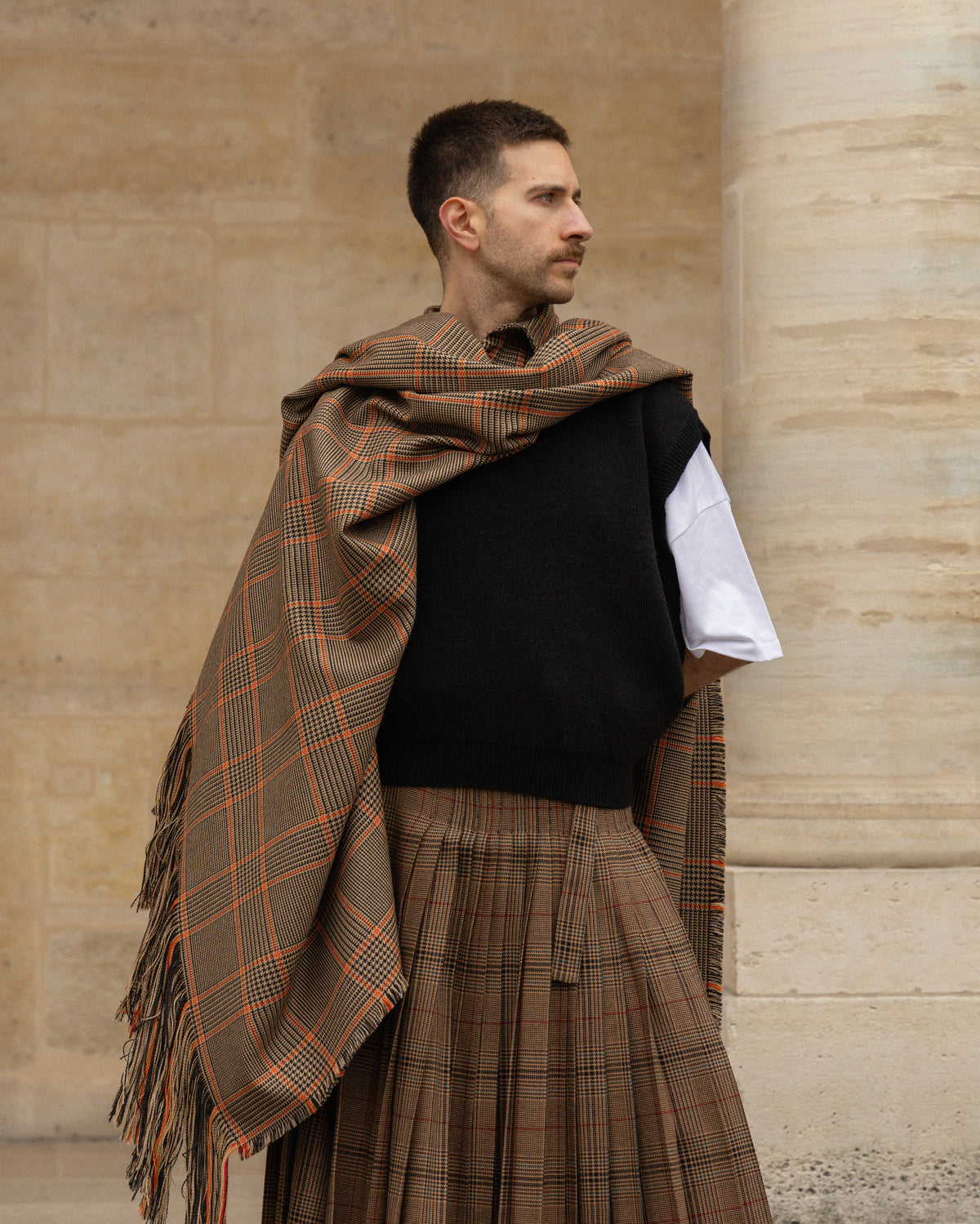 CHECKS-CAPE-PORTRAIT-LR3-LOUIS-RUBI