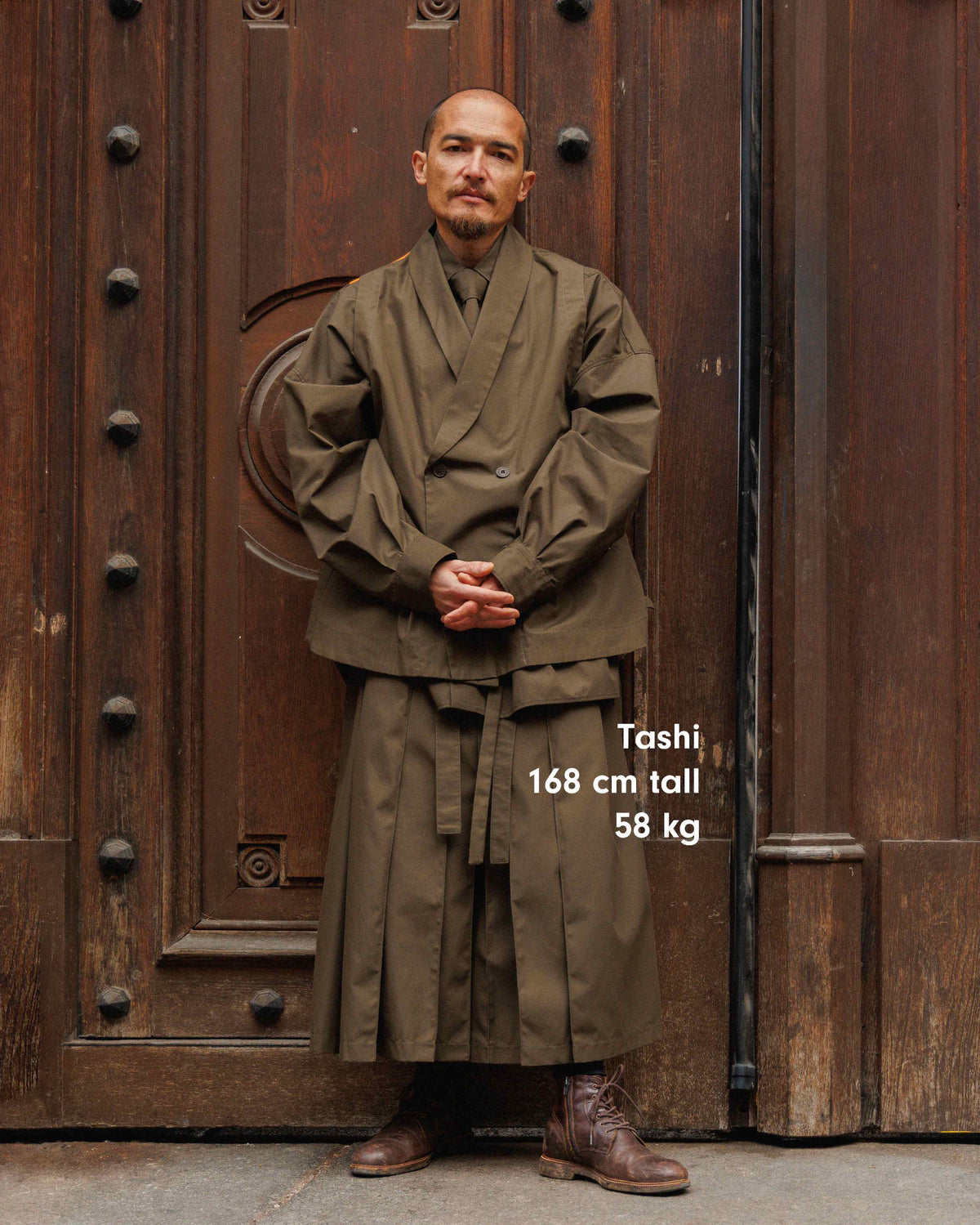 KAKI-TAILORING-COTTON-STREETSTYLE-LR3-LOUIS-RUBI