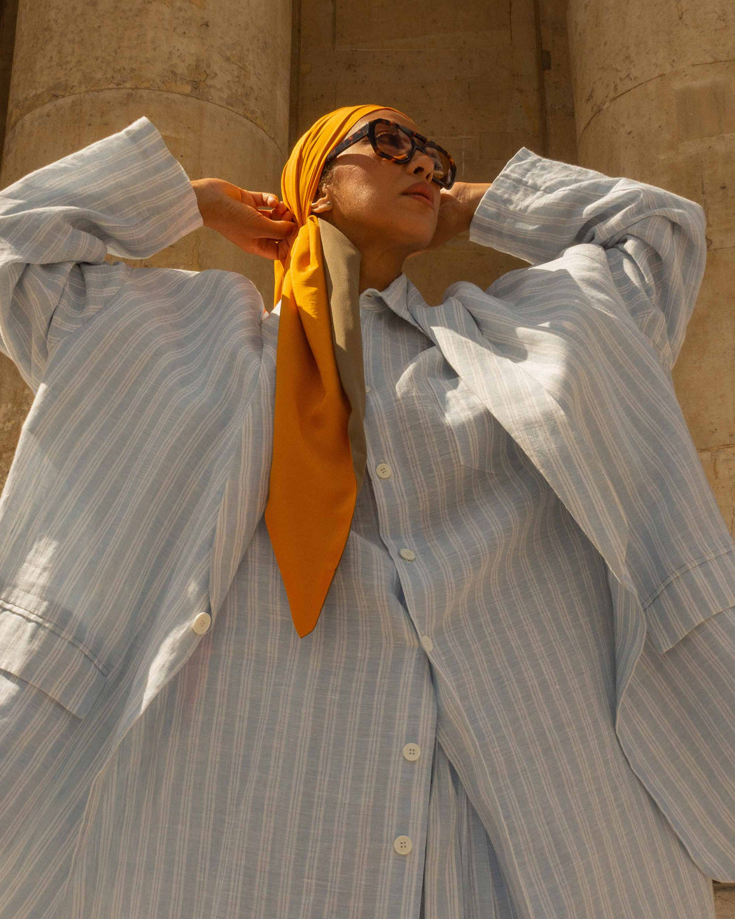 STRIPES-LIGHT-BLUE-SUIT-LR3-LOUIS-RUBI