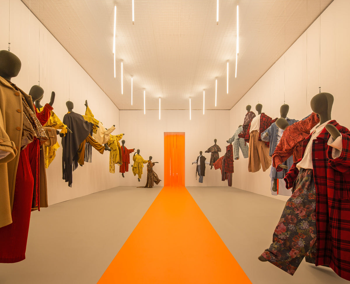 COLLECTION-EXHIBITION-VIRTUAL-REALITY-LR3-LOUIS-RUBI-ART